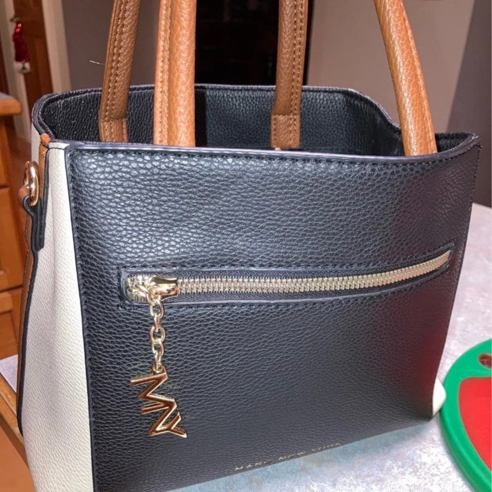 Andrew Marc purse